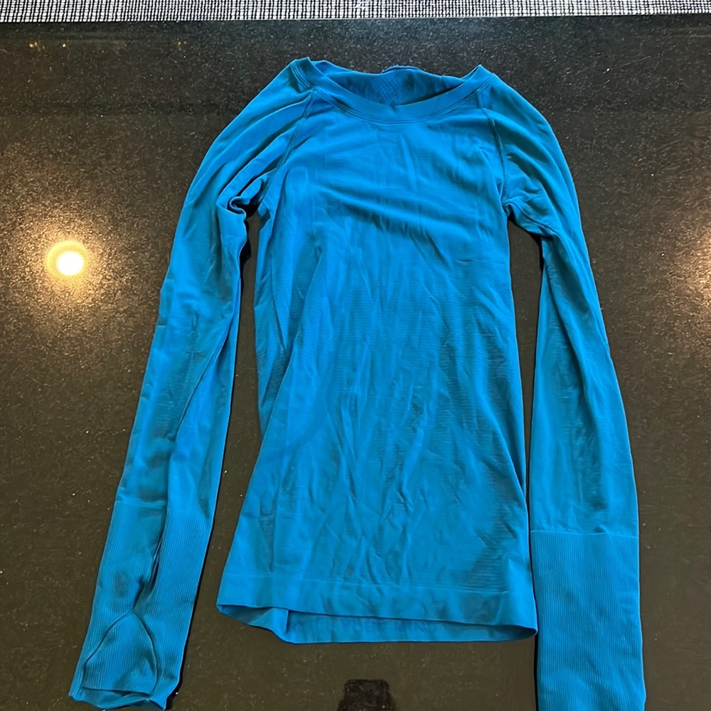 Lululemon swiftly tech longsleeve long length (size 0)